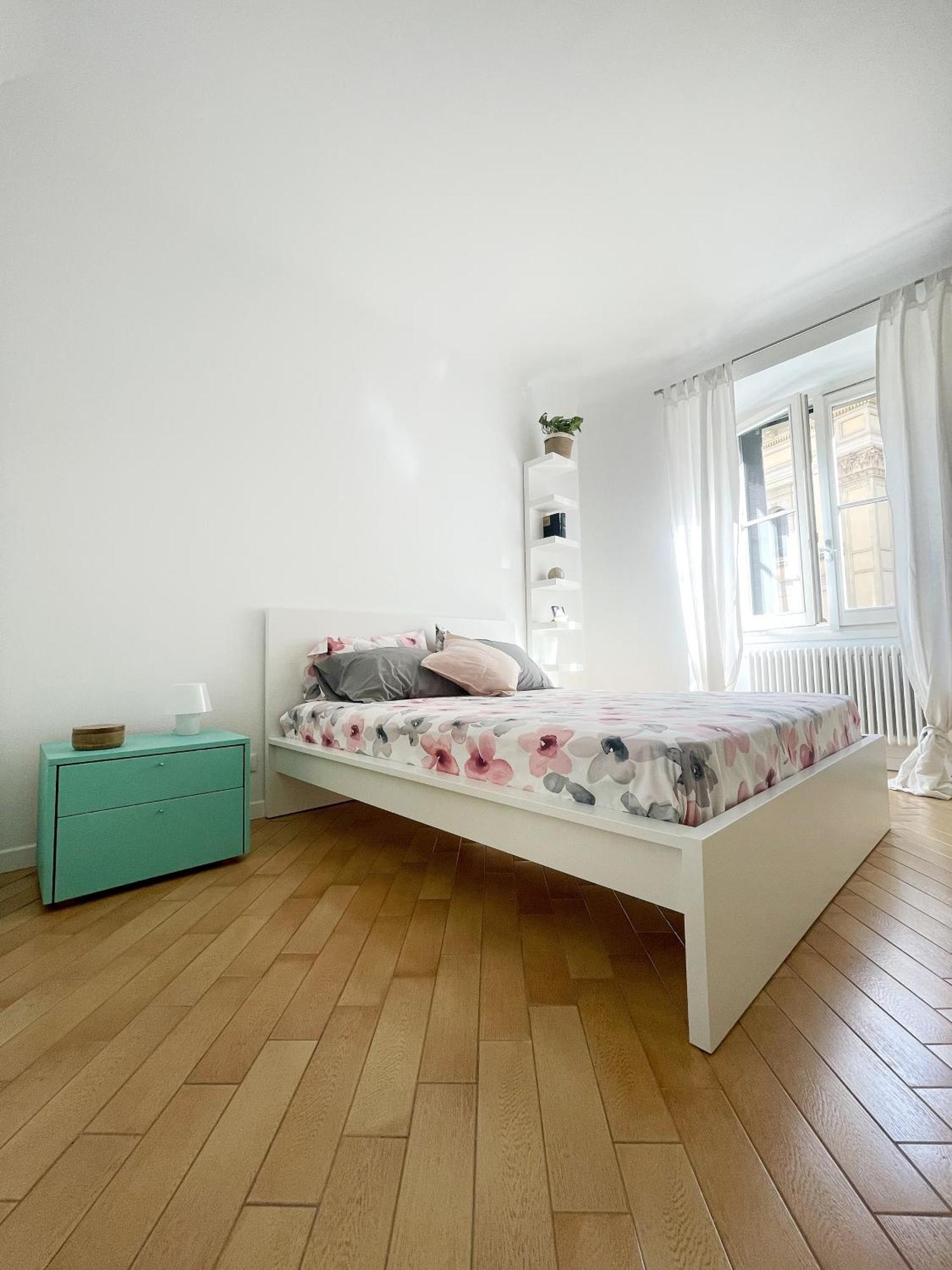 Ampio E Accogliente Bilocale - Fara 1, Porta Nuova Apartman Milánó Kültér fotó